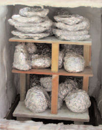 Edge Barnes’s kiln loaded with tin-foil saggars, ready to fire.